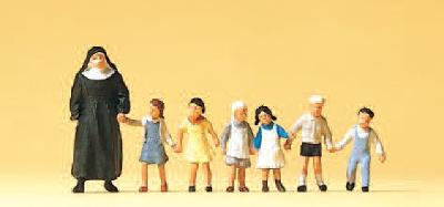 (HO)修道女と子供達