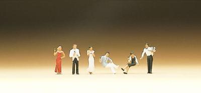 (Nゲージ)パーティーのゲストとウェイター