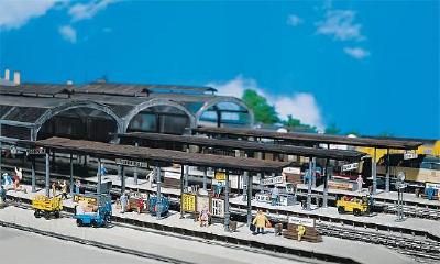 プラットホーム