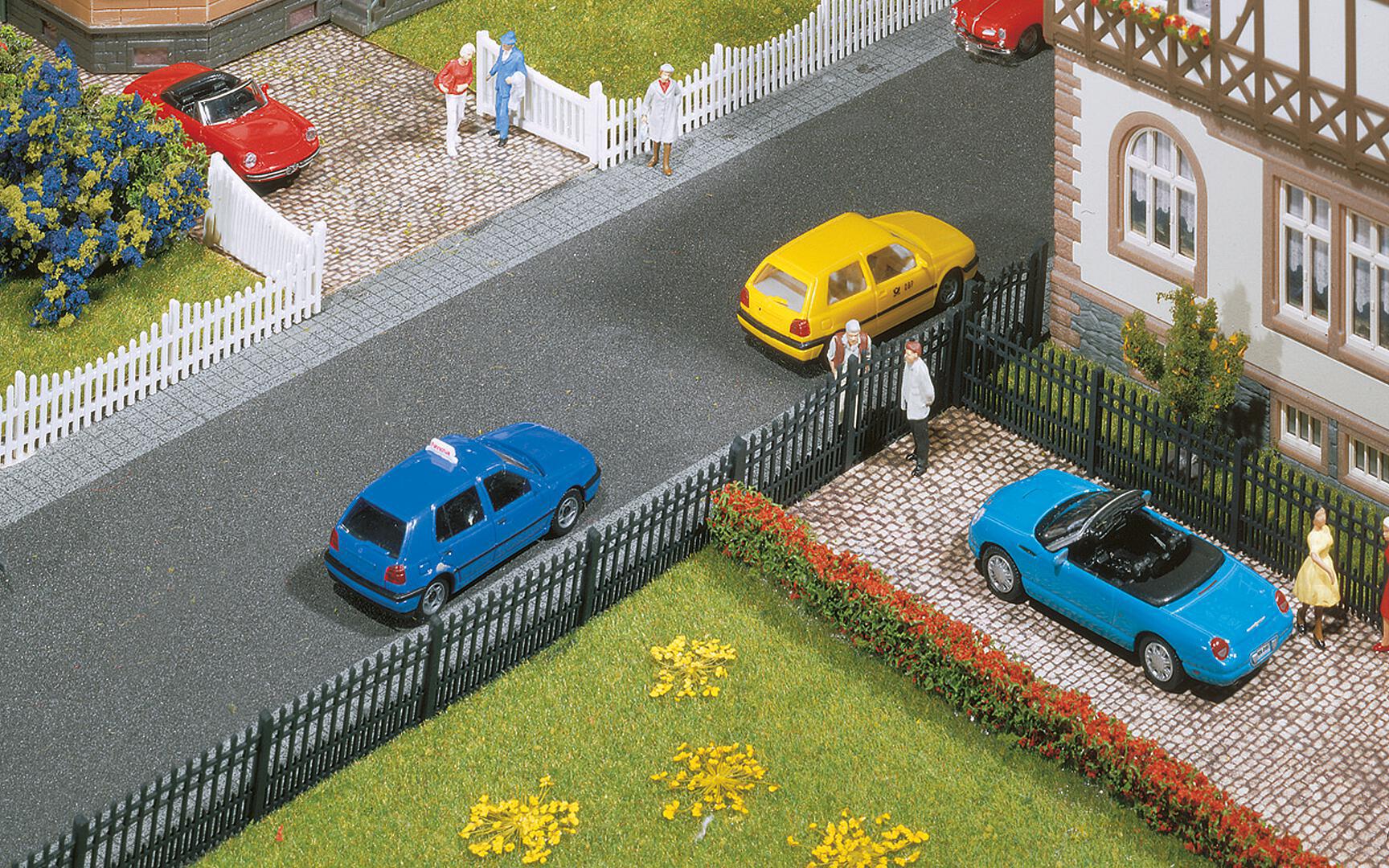 鉄のフェンス 684mm