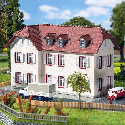 2階建てのコーナーハウス