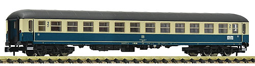 UIC-X 2等車 タルキス色 DB Ep4 車番違い