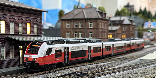 EMU Rh 4746 3輌セット Cityjet OeBB Ep6