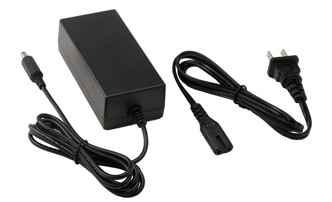 22-082 N用ACアダプター