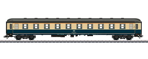 1等車 タルキス色 DB Ep4