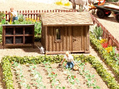 果樹園セット(ルバーブ6個、いちご24個、ブドウの木4個) HO