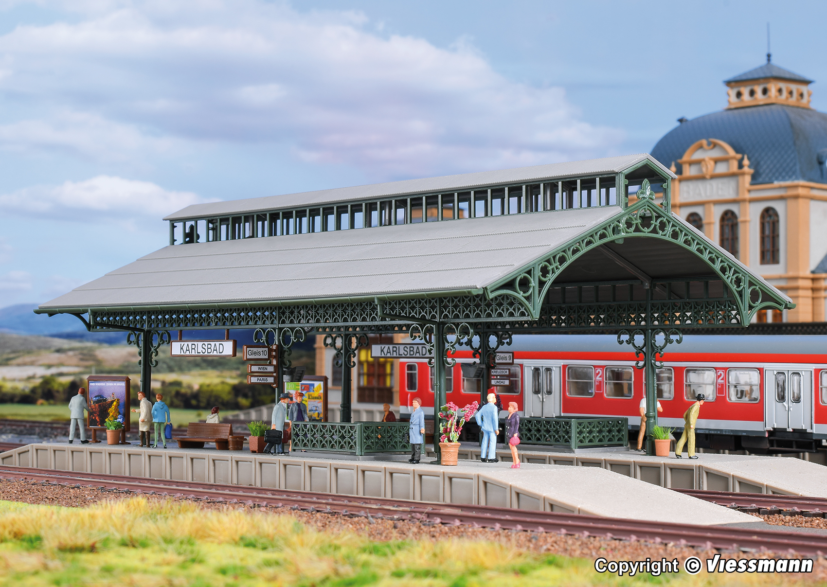 プラットホーム（LED照明付き） L 372 x W 140 x H 105 mm ホーム高12mm