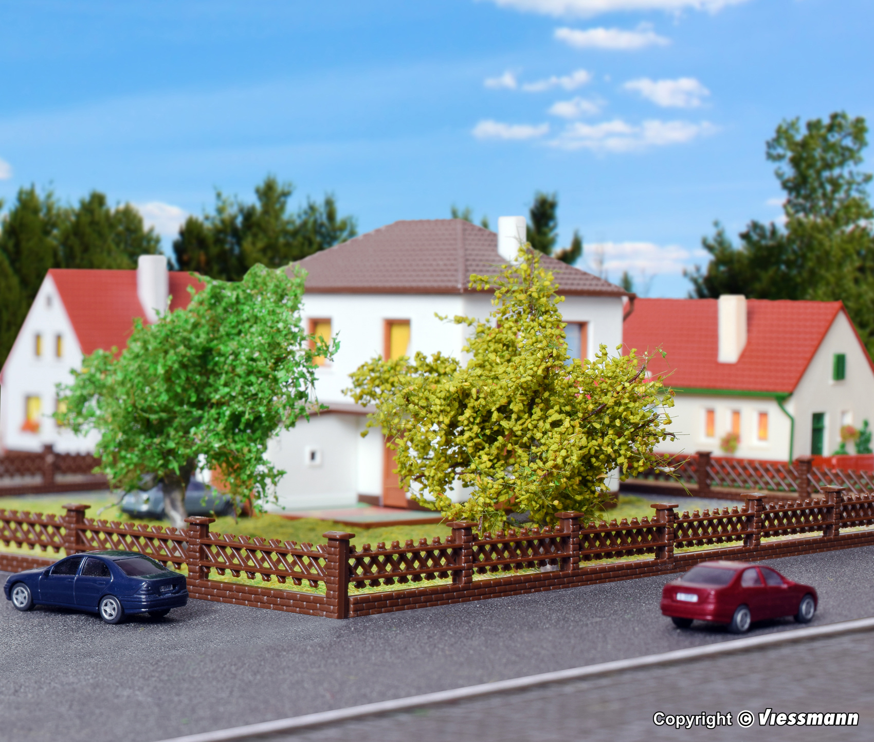 格子組フェンス L 128 x W 2 x H 12 mm